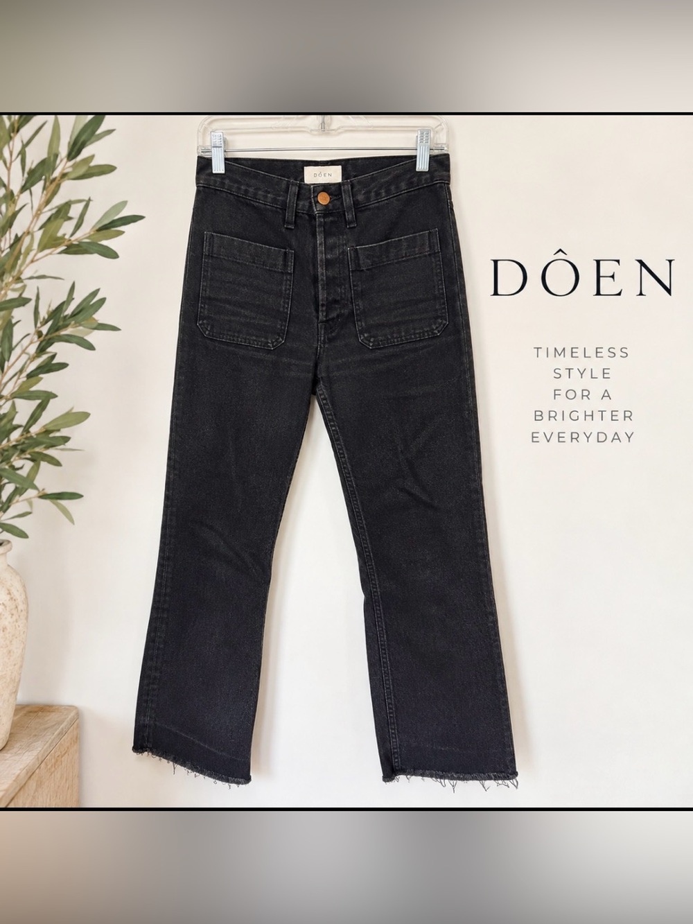 DรEN Black High Rise Patch Pocket Straight Leg Raw Hem Jeans 26